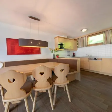 Schoeneben Haus Arnika * Wald im Pinzgau