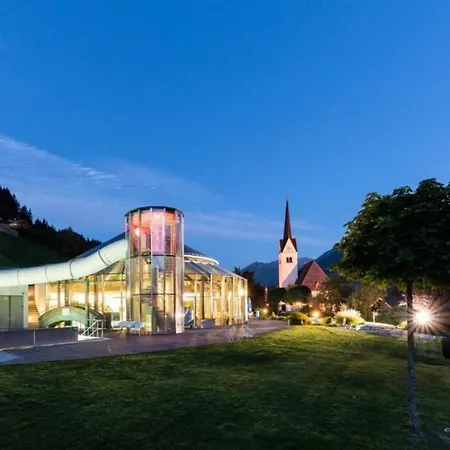 Schoeneben Haus Arnika Tatil Evi Wald im Pinzgau